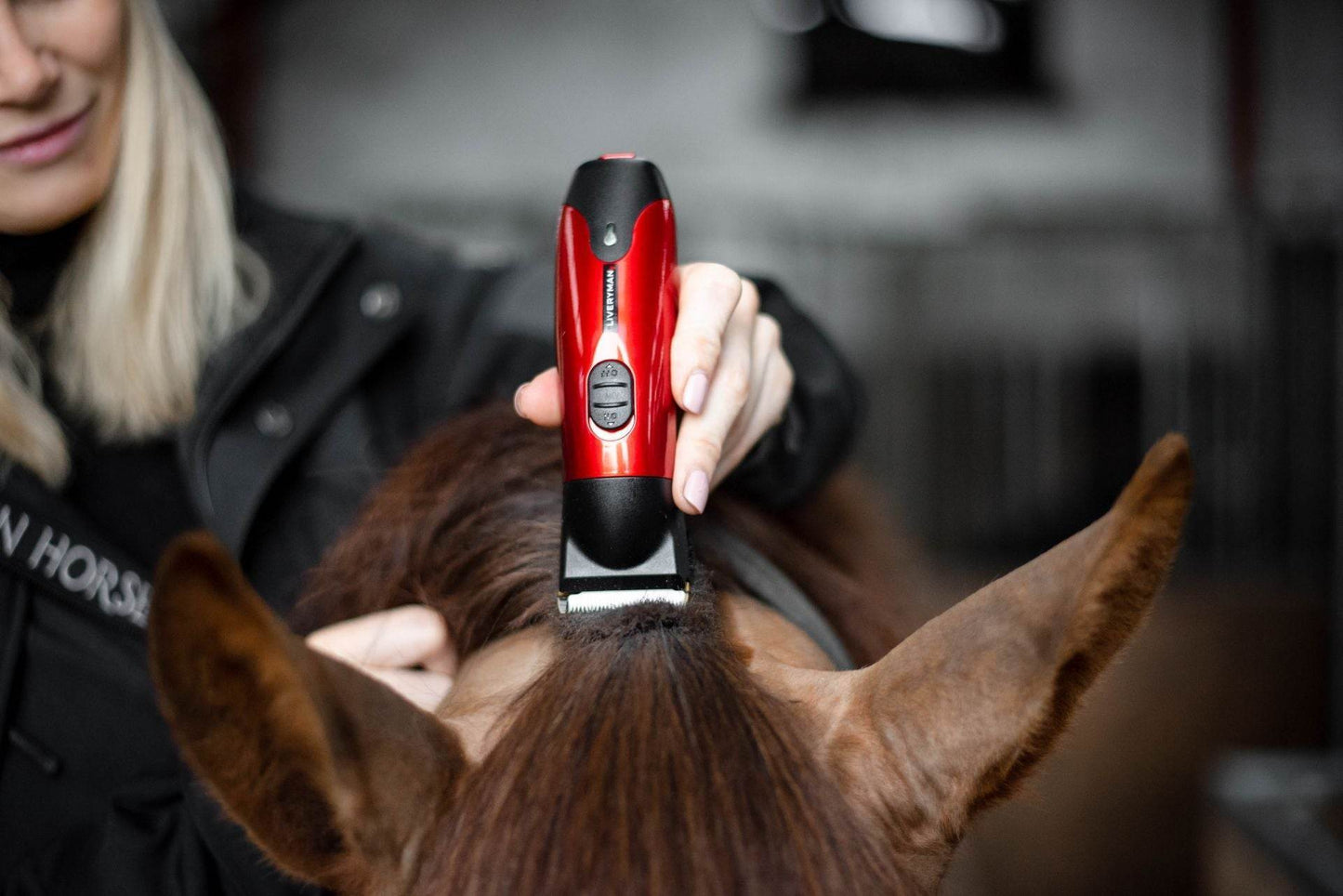 Liveryman Classic Rechargeable Trimmer - N P Equestrian & Pet Supplies Ltd