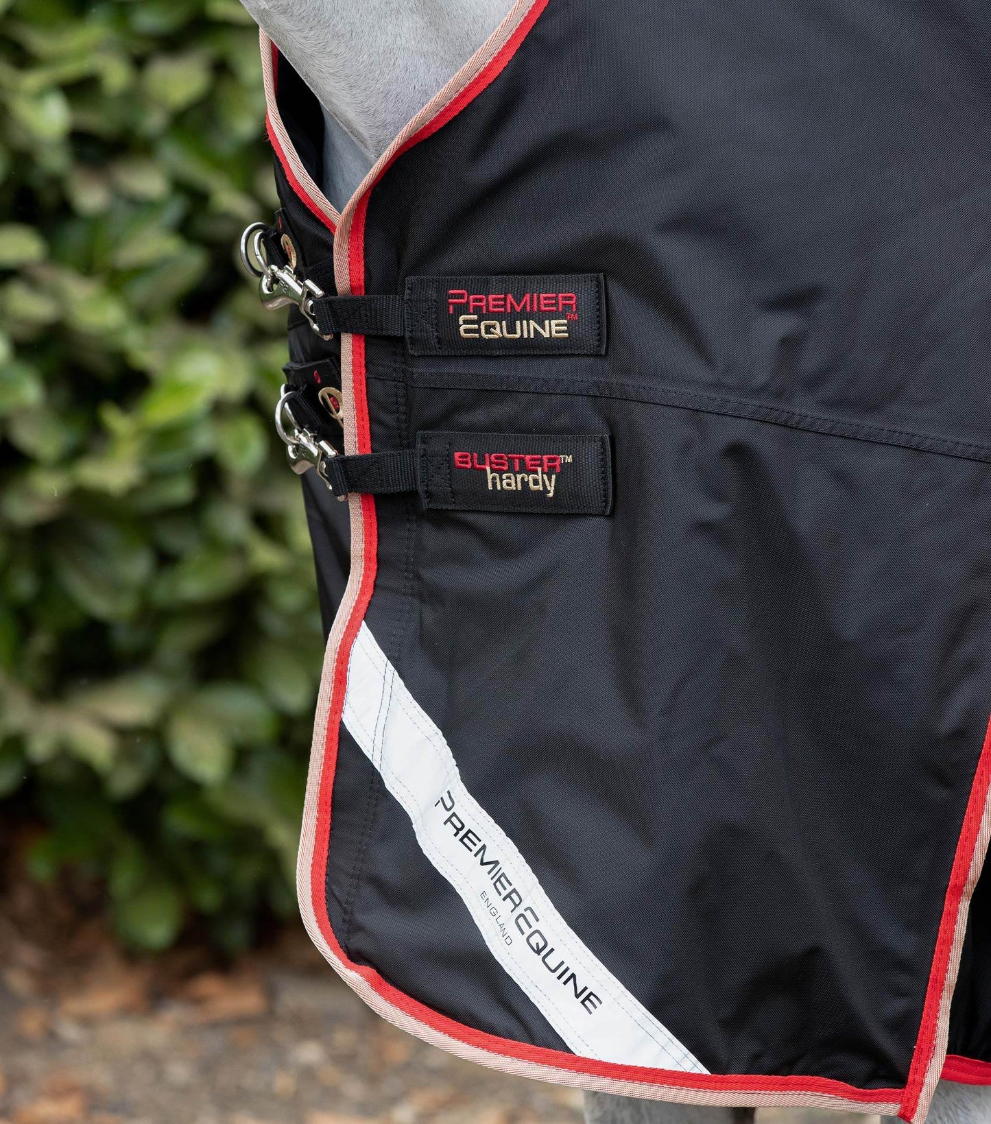 Premier Equine Buster Hardy 100g Half Neck Turnout Rug Black - N P Equestrian & Pet Supplies Ltd