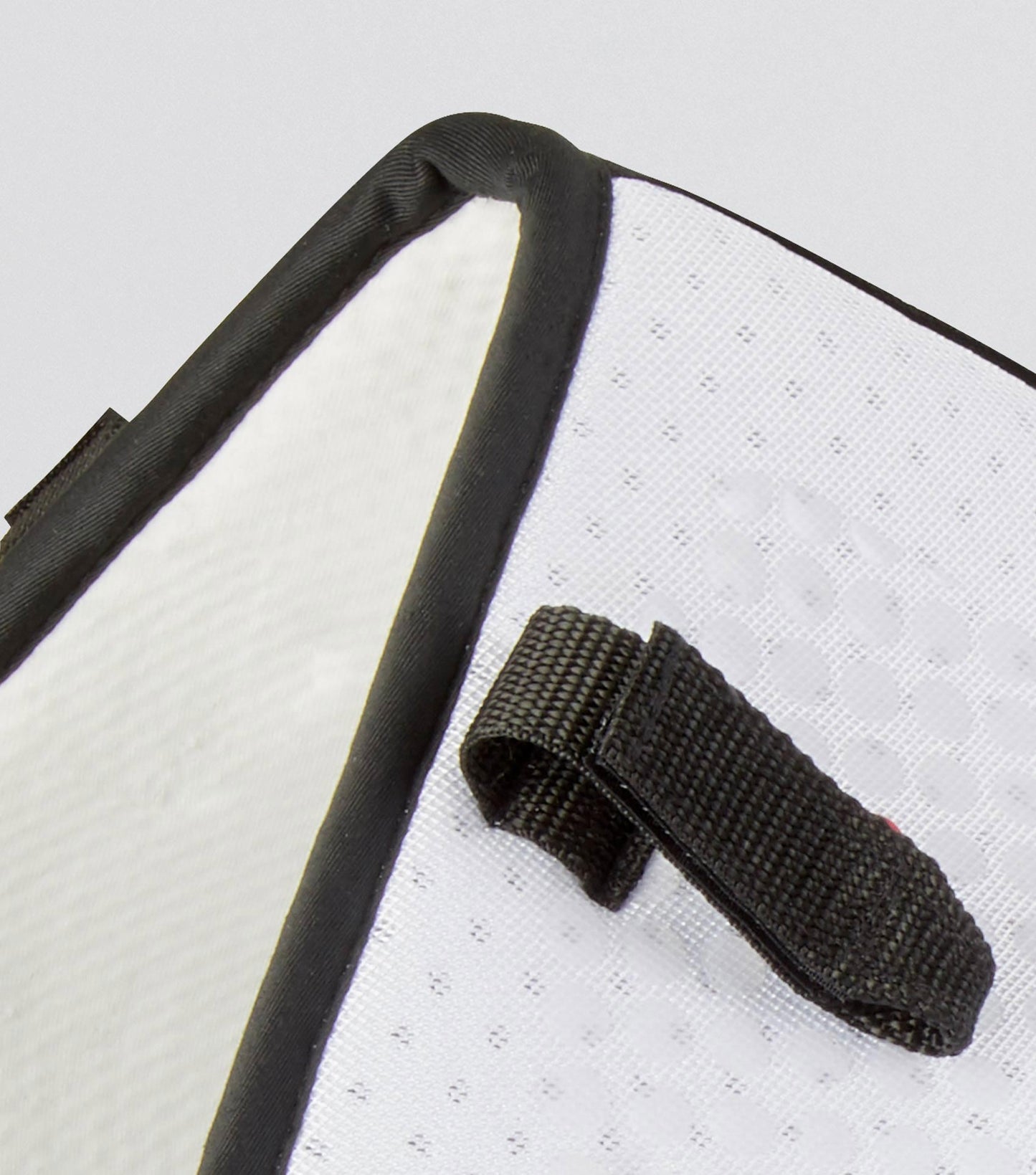 Premier Equine Close Contact Airtechnology Anti-Slip GP/Jump Square White