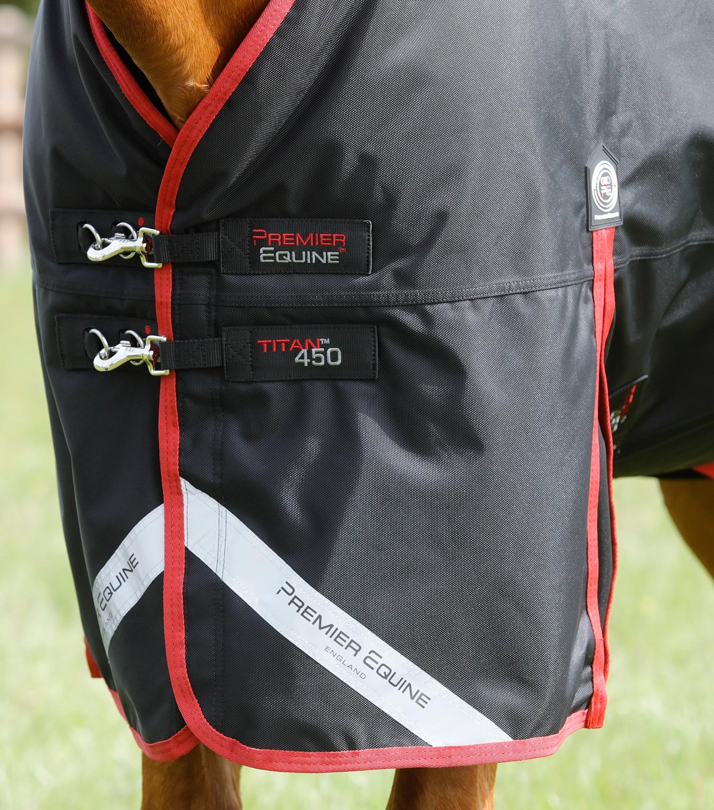 Premier Equine Titan 450g Original Turnout Rug Black