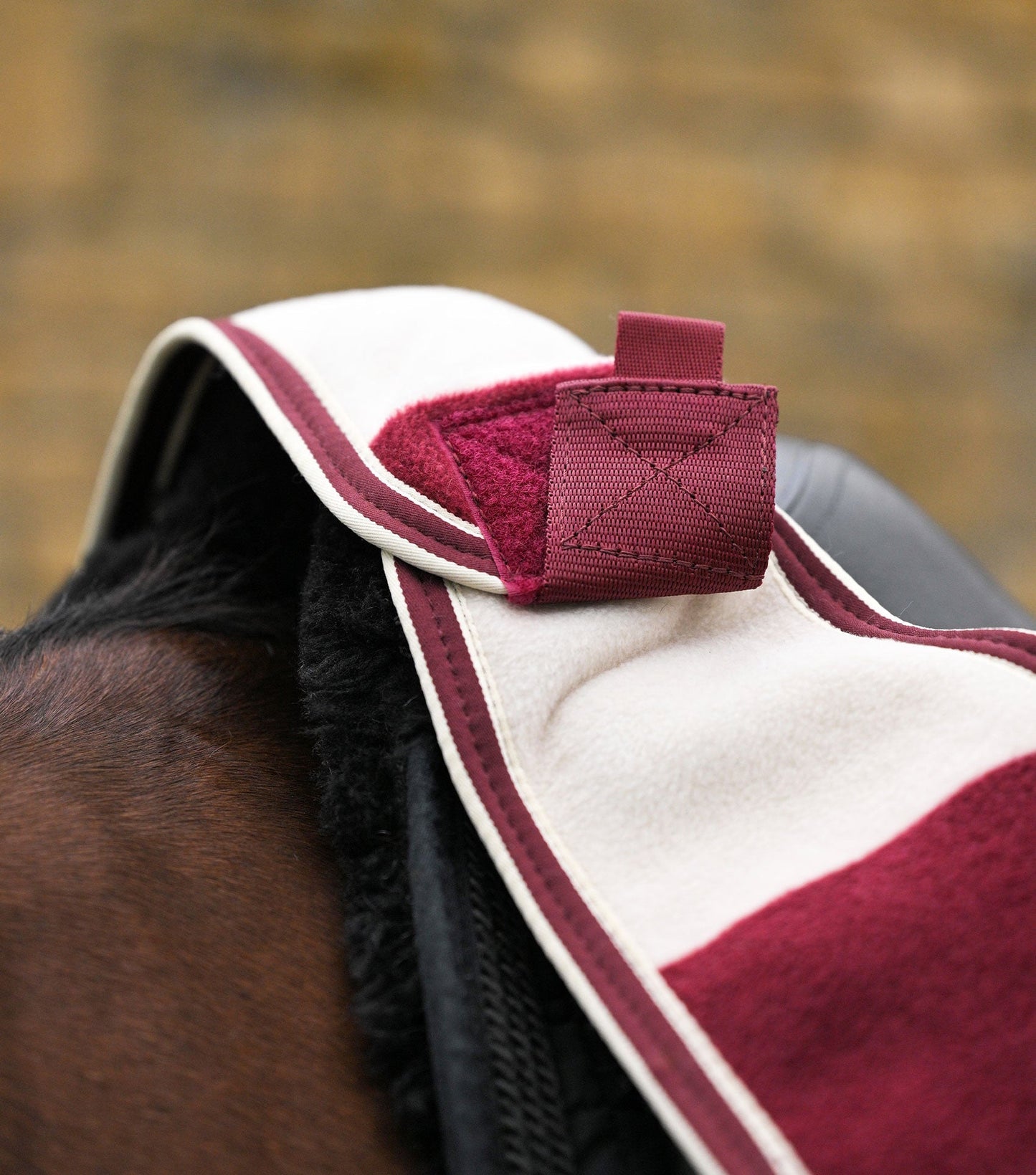 Premier Equine Vellus Horse Fleece Exercise Rug Burgundy/White