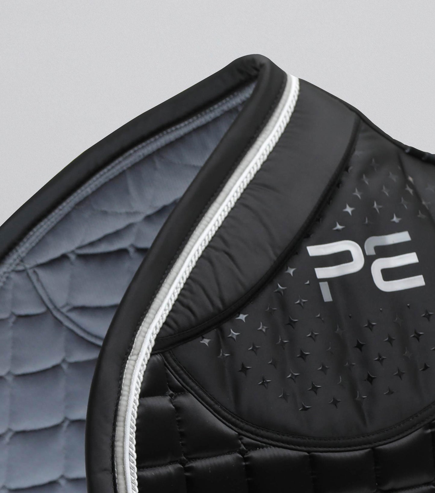 Premier Equine Azzure Anti-Slip Satin GP/ Jump Square Black