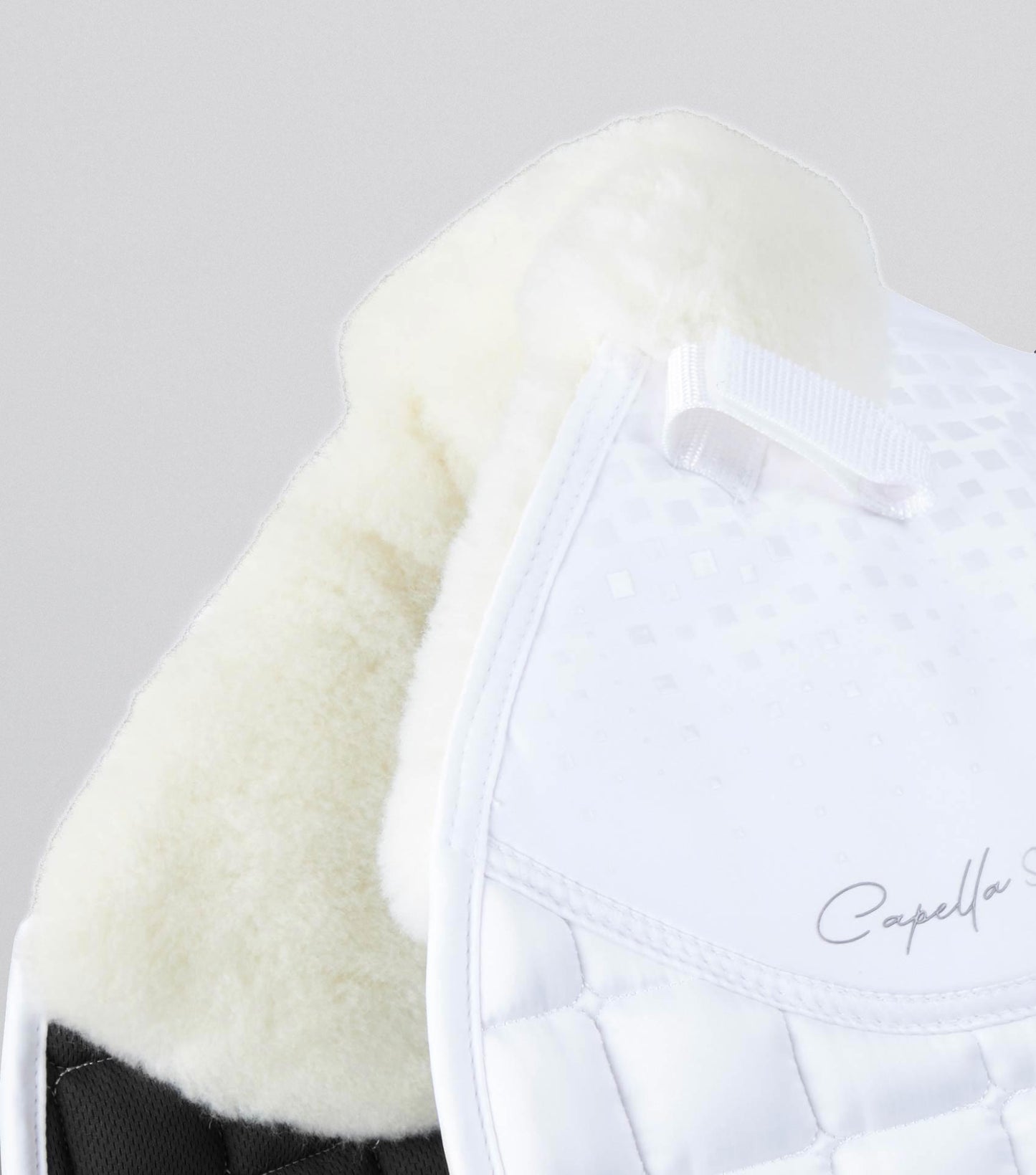 Premier Equine Capella Close Contact Merino Wool GP/Jump Square White/Natural Wool