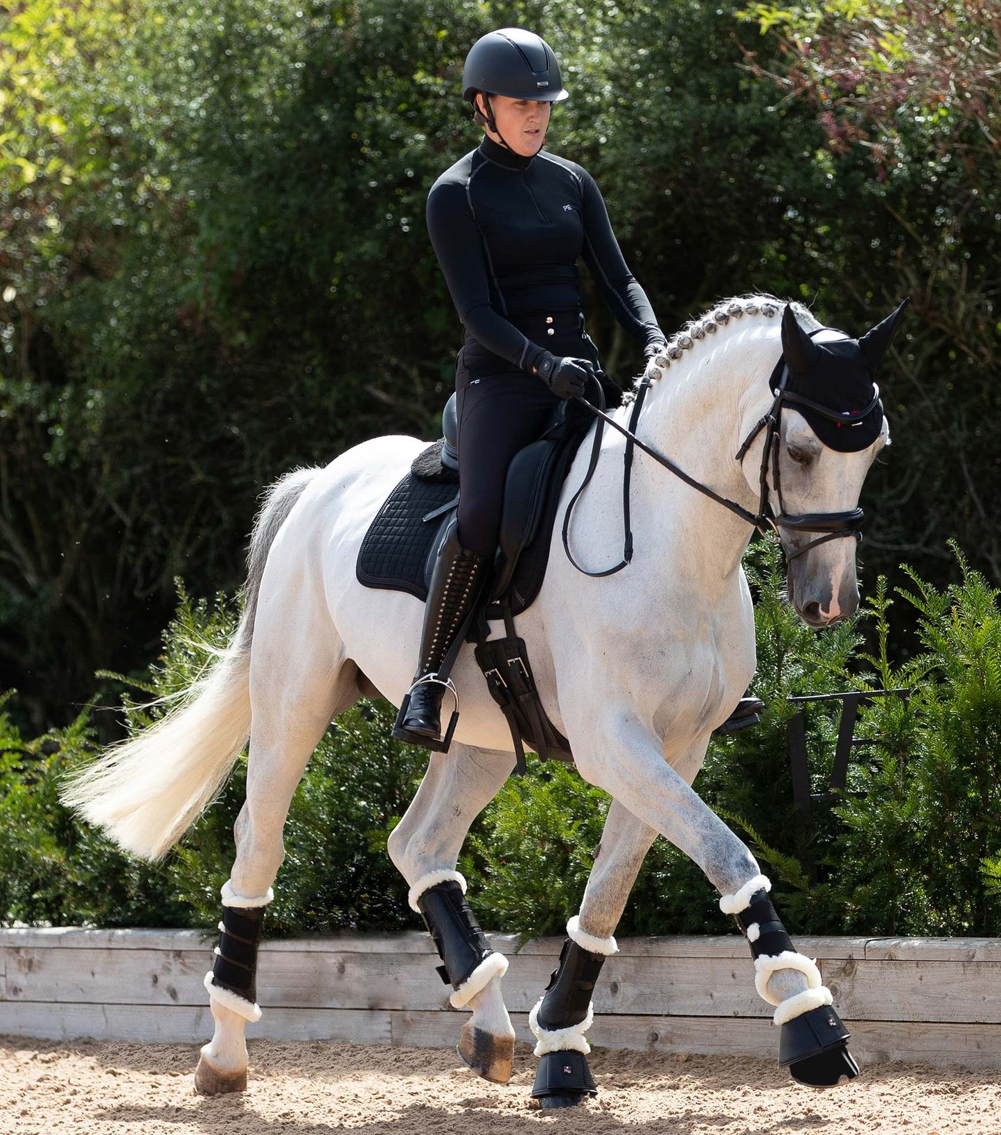 Premier Equine Close Contact Merino Wool European Saddle Pad - Dressage Saddle Pad Black/Black Wool