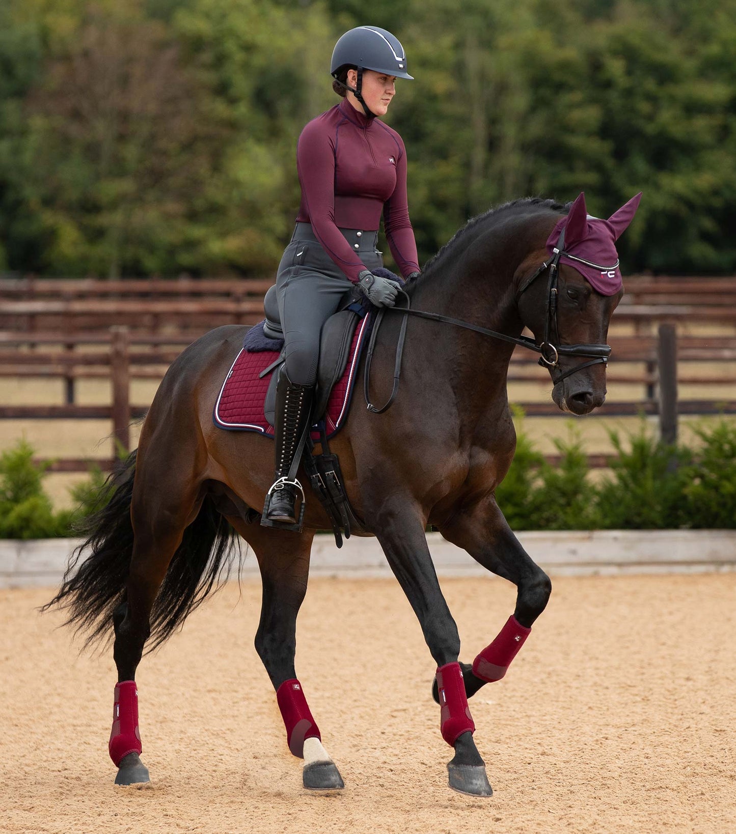 Premier Equine Close Contact Merino Wool European Saddle Pad - Dressage Saddle Pad Burgundy/Navy Wool