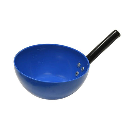 Stubbs Round Plastic Feed Scoop S80 - N P Equestrian & Pet Supplies Ltd 