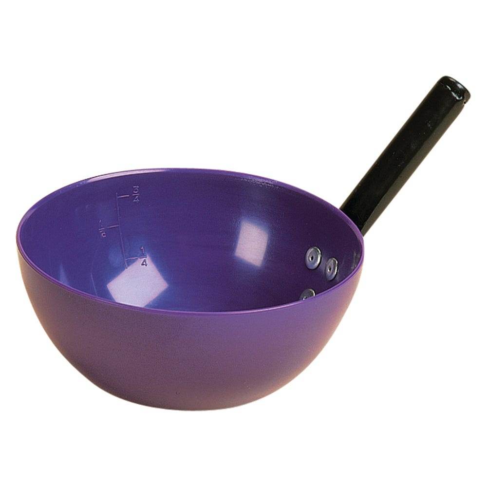 Stubbs Round Plastic Feed Scoop S80 - N P Equestrian & Pet Supplies Ltd 