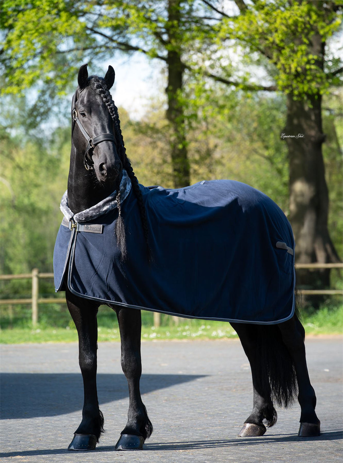 Bucas Show-Line 600g Fleece Rug - Navy/Grey