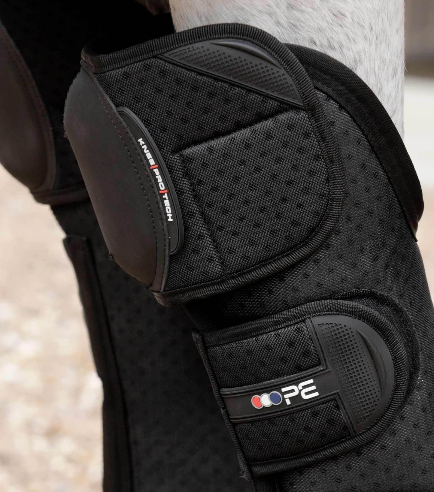 Premier Equine Air-Technology Knee Pro-Tech Horse Travel Boots - N P Equestrian & Pet Supplies Ltd 