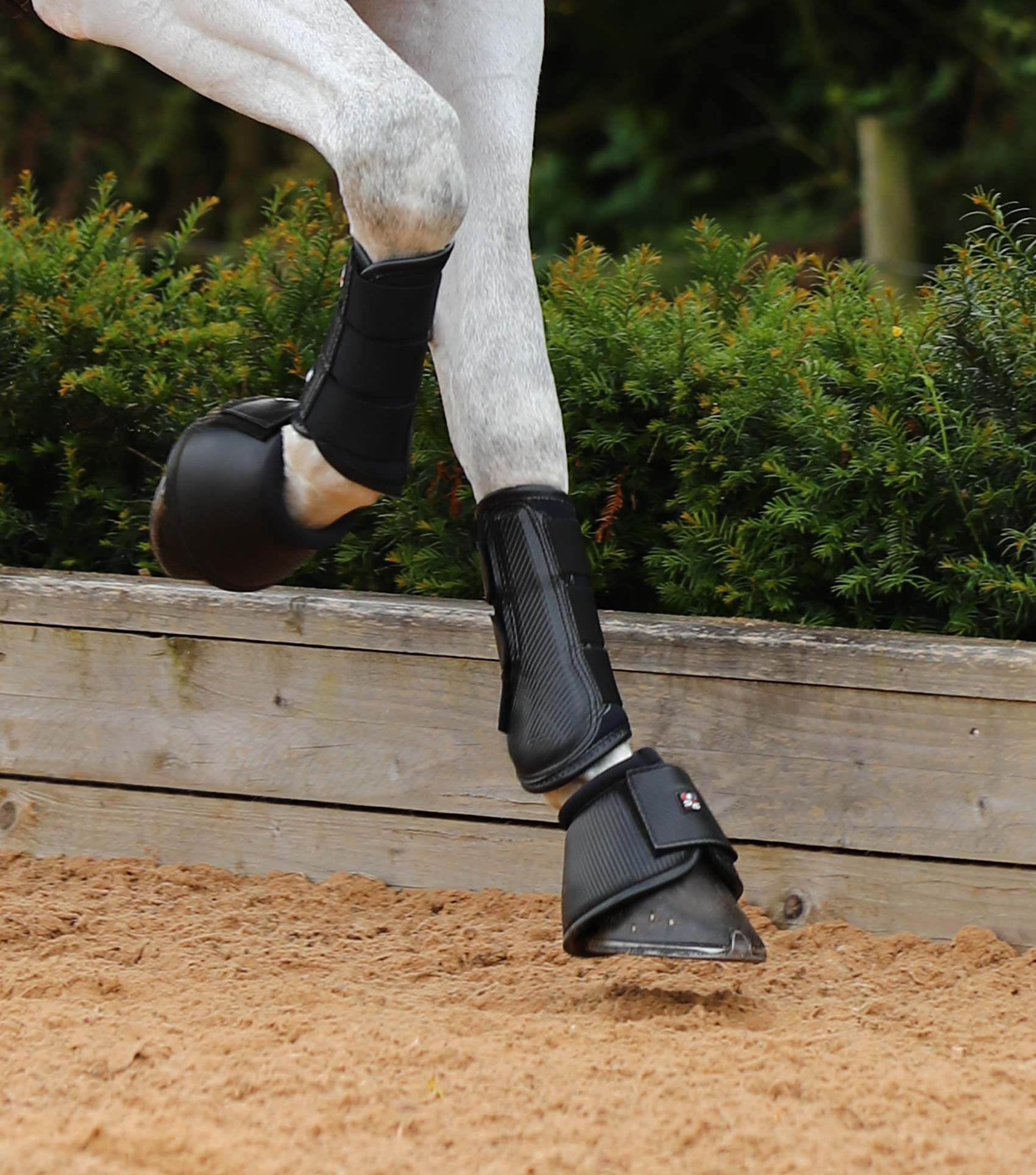 Premier Equine Carbon Air-Tech Single Locking Brushing Boots - N P Equestrian & Pet Supplies Ltd 