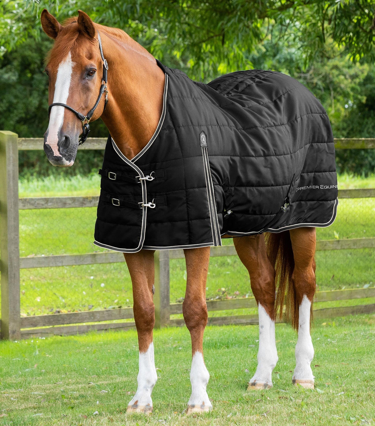 Description:Garissa Stable Rug 200_Colour:Black_Position:1