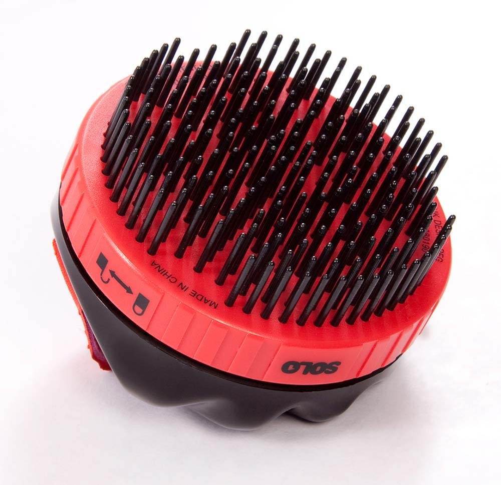SoloBrush Retractable Brush - N P Equestrian & Pet Supplies Ltd 