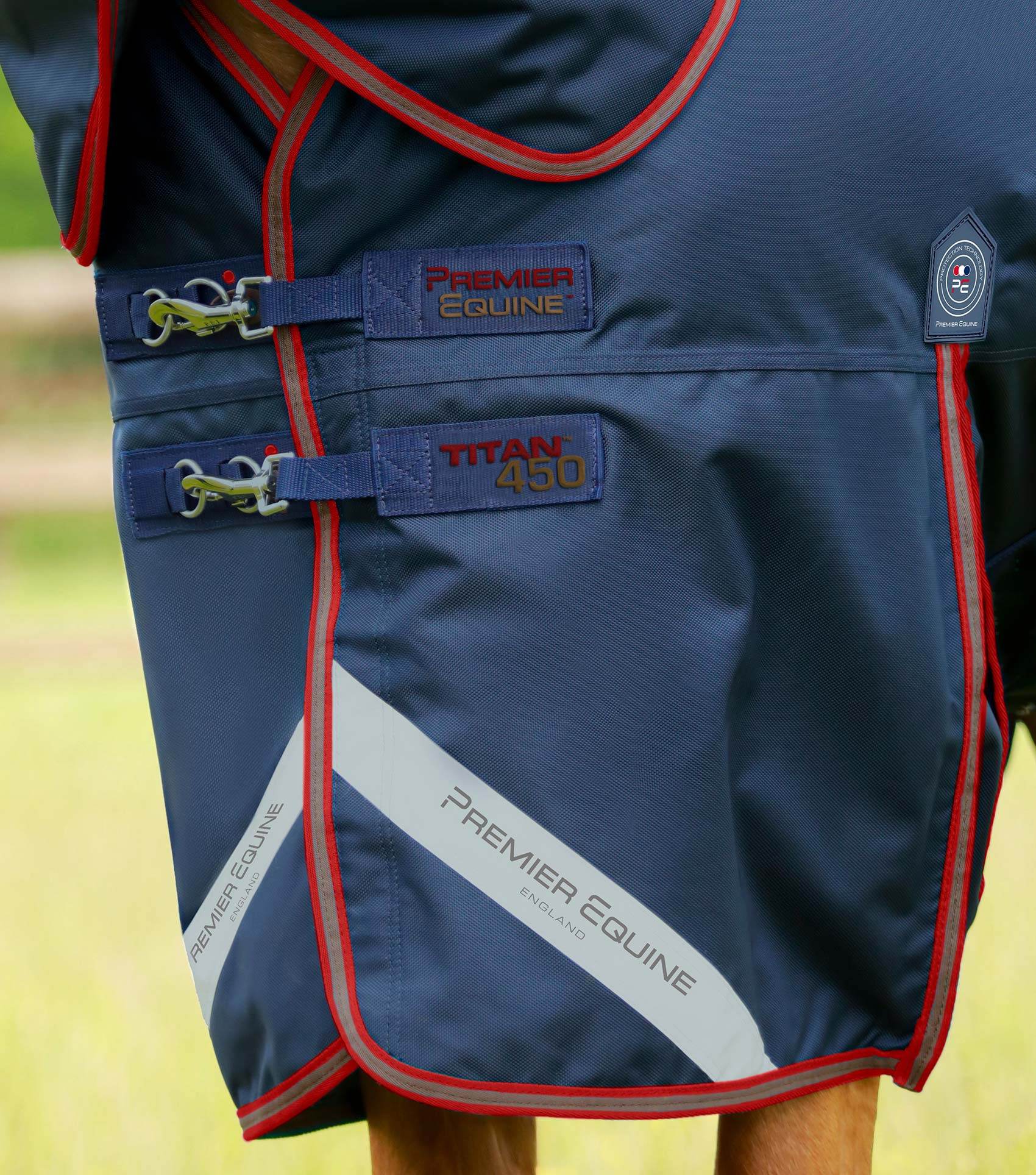 Premier Equine Titan 450g Turnout Rug with Snug-Fit Neck Cover Navy - N P Equestrian & Pet Supplies Ltd 