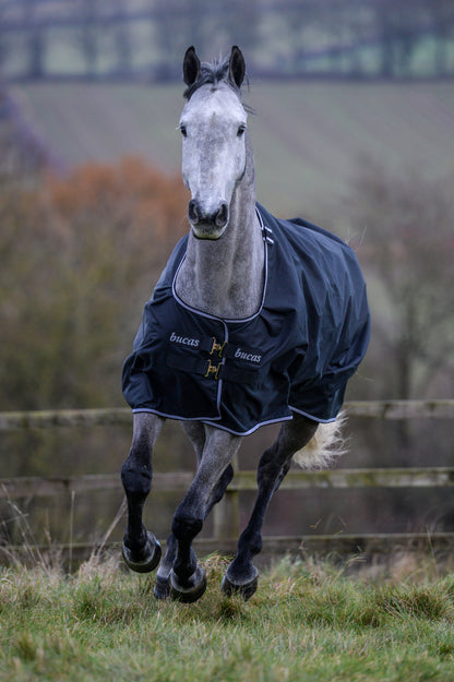 Bucas Trot 200g Standard Neck Turnout Rug - Black/White