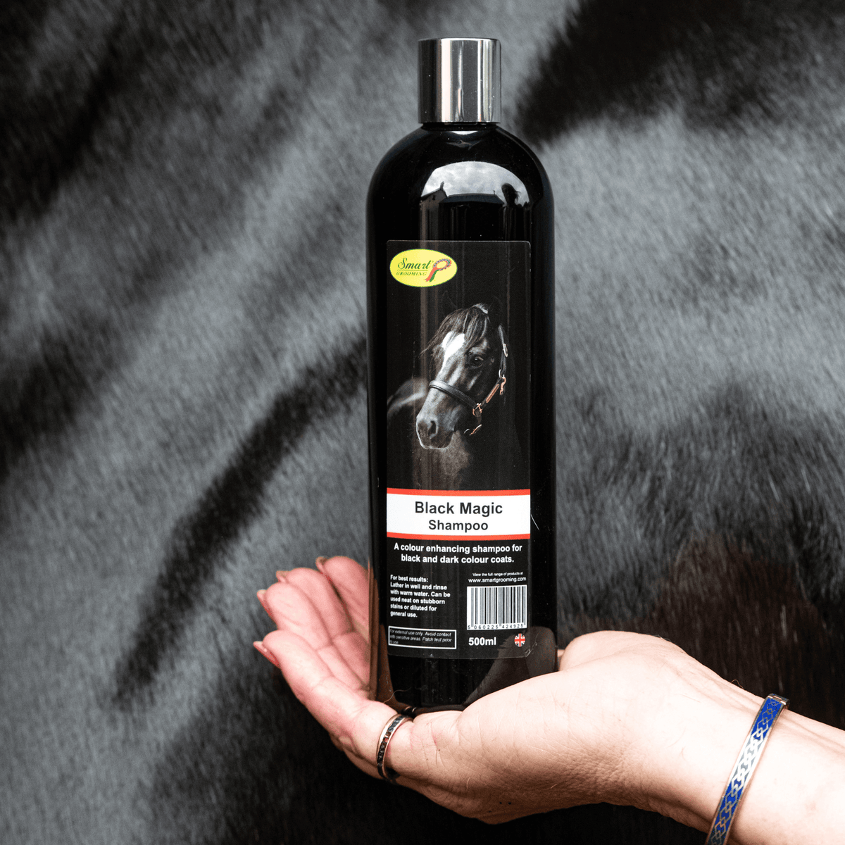 Smart Grooming Black Magic Shampoo - N P Equestrian & Pet Supplies Ltd 