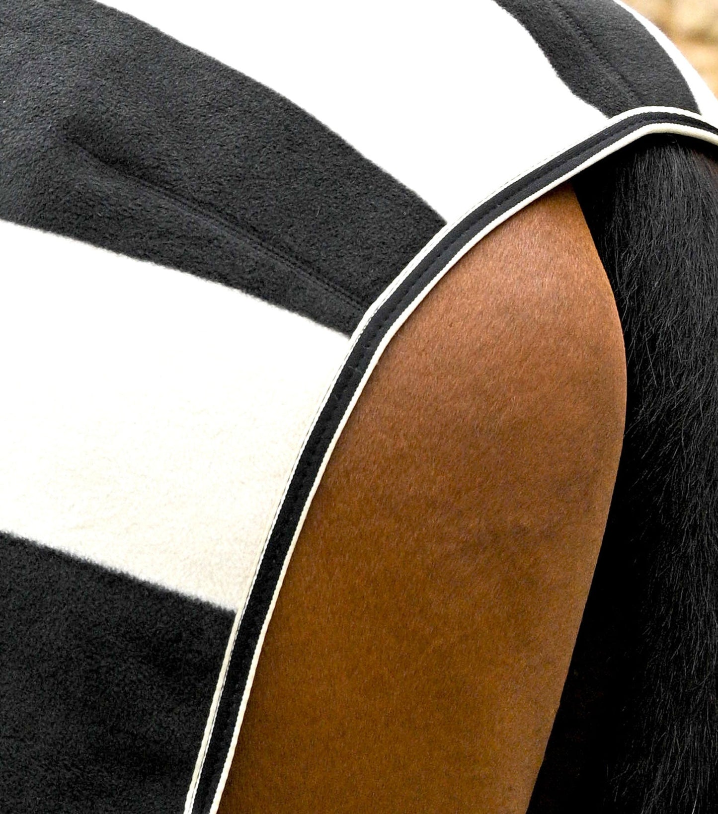 Premier Equine Vellus Horse Fleece Exercise Rug Black/White