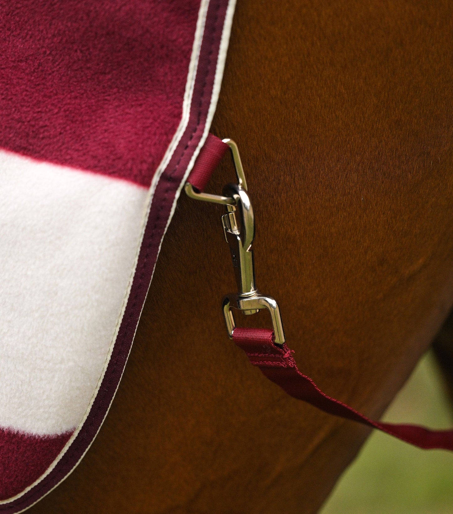Premier Equine Vellus Horse Fleece Exercise Rug Burgundy/White