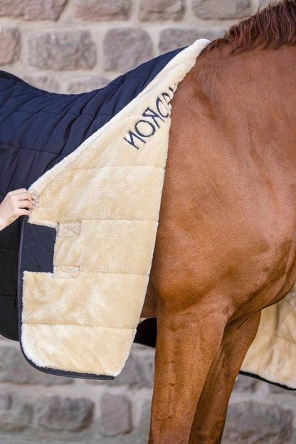 Eskadron FAUXFUR Under Rug - N P Equestrian & Pet Supplies Ltd 