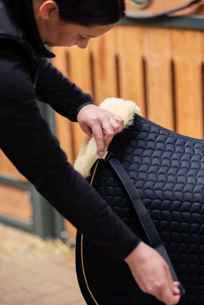 Eskadron LAMBSKIN Saddle Underlay