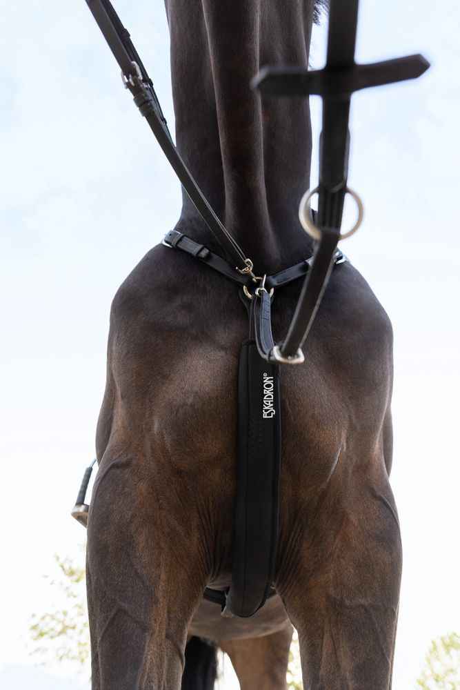 Eskadron NEOPRENE COVER Martingale Protector