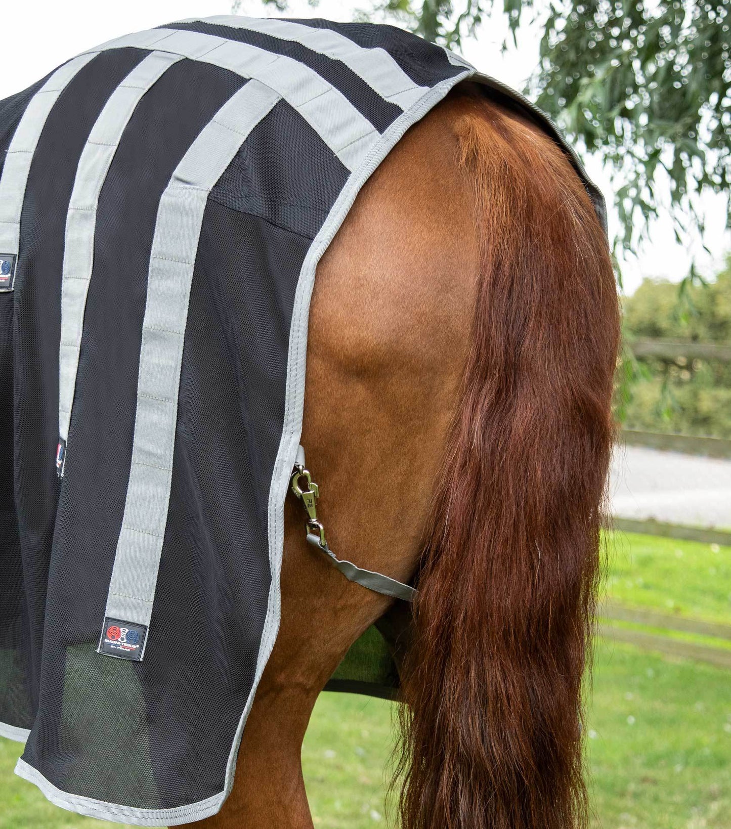 Premier Equine Magni-Teque Magnetic Horse Rug with Neck Cover - N P Equestrian & Pet Supplies Ltd 