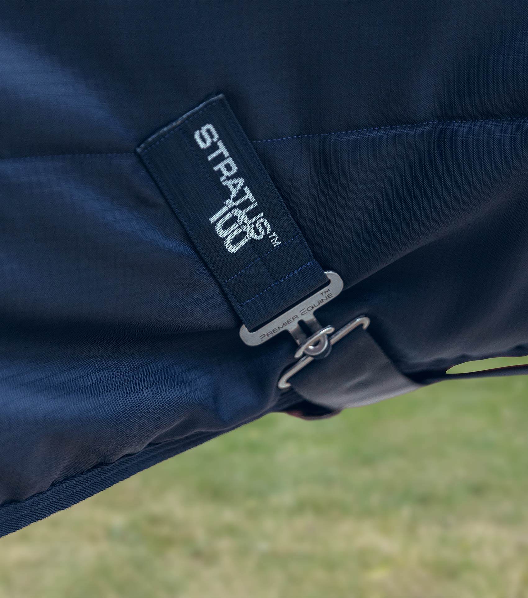 Premier Equine Stratus Stable Rug 100g with Neck Cover - N P Equestrian & Pet Supplies Ltd 